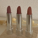 رژلب جامد و مات MOS مدل air matte رنگ های 110 و 111